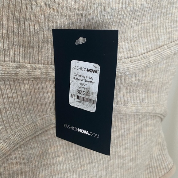 NWT Fashion Nova Knit Bodysuit - Picture 4 of 8